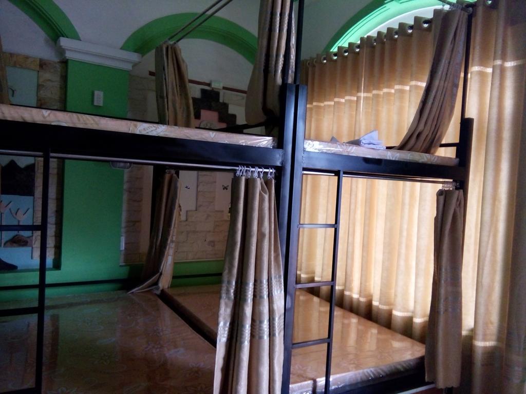 Golden Bell Backpacker Hostel Ninh Binh Exterior photo